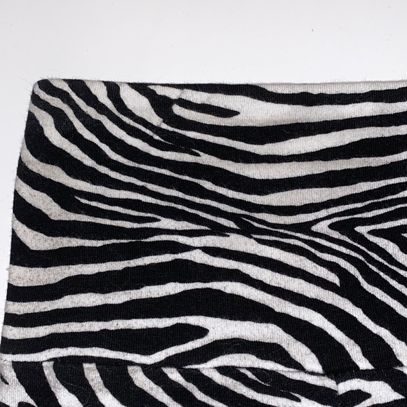 Y2K loop 18 Zebra Tube Top, Size 9/11 (M/L) - Picture 8 of 9